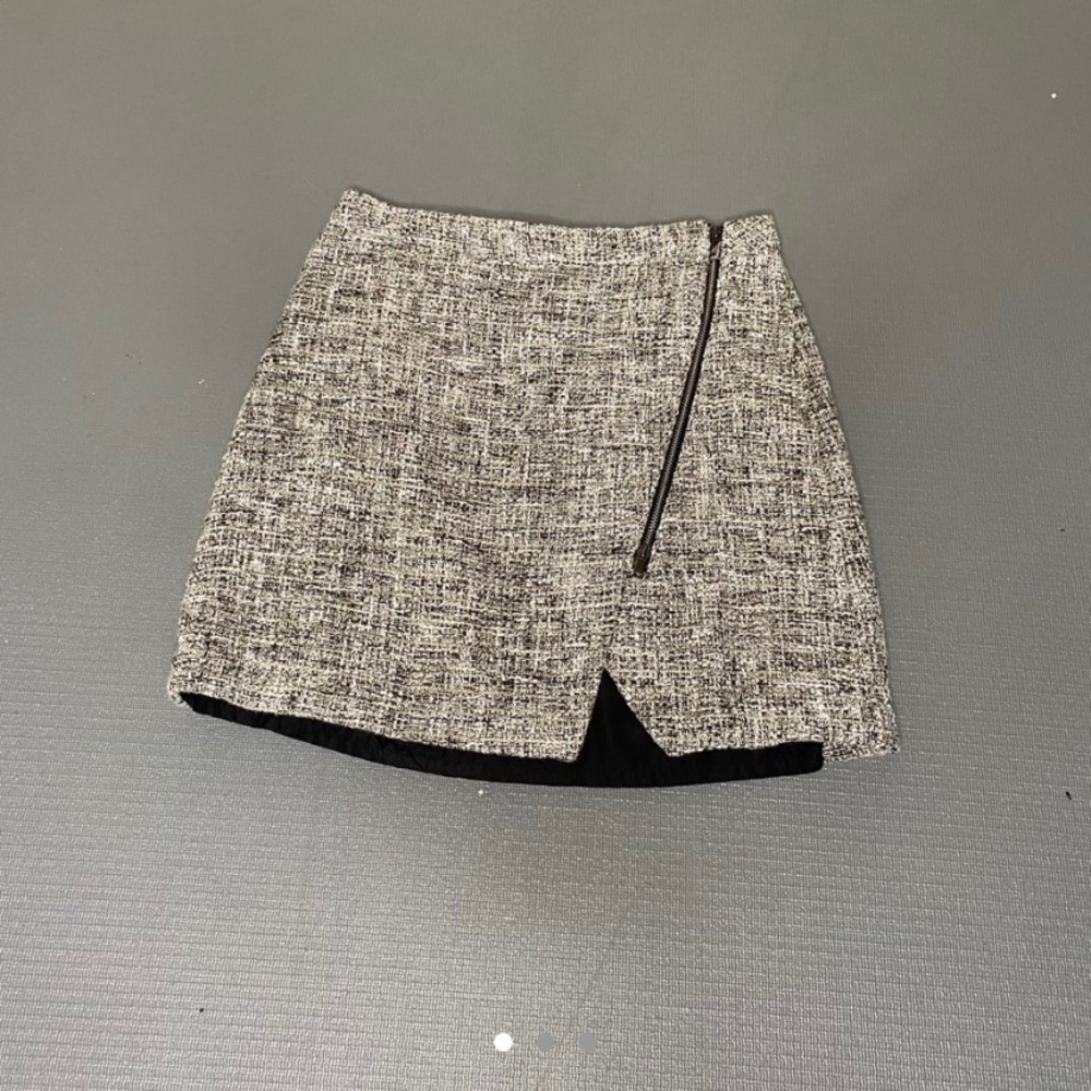 ♥️CUTE SKIRT♥️